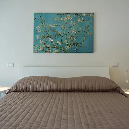 Apartment City & Suites *